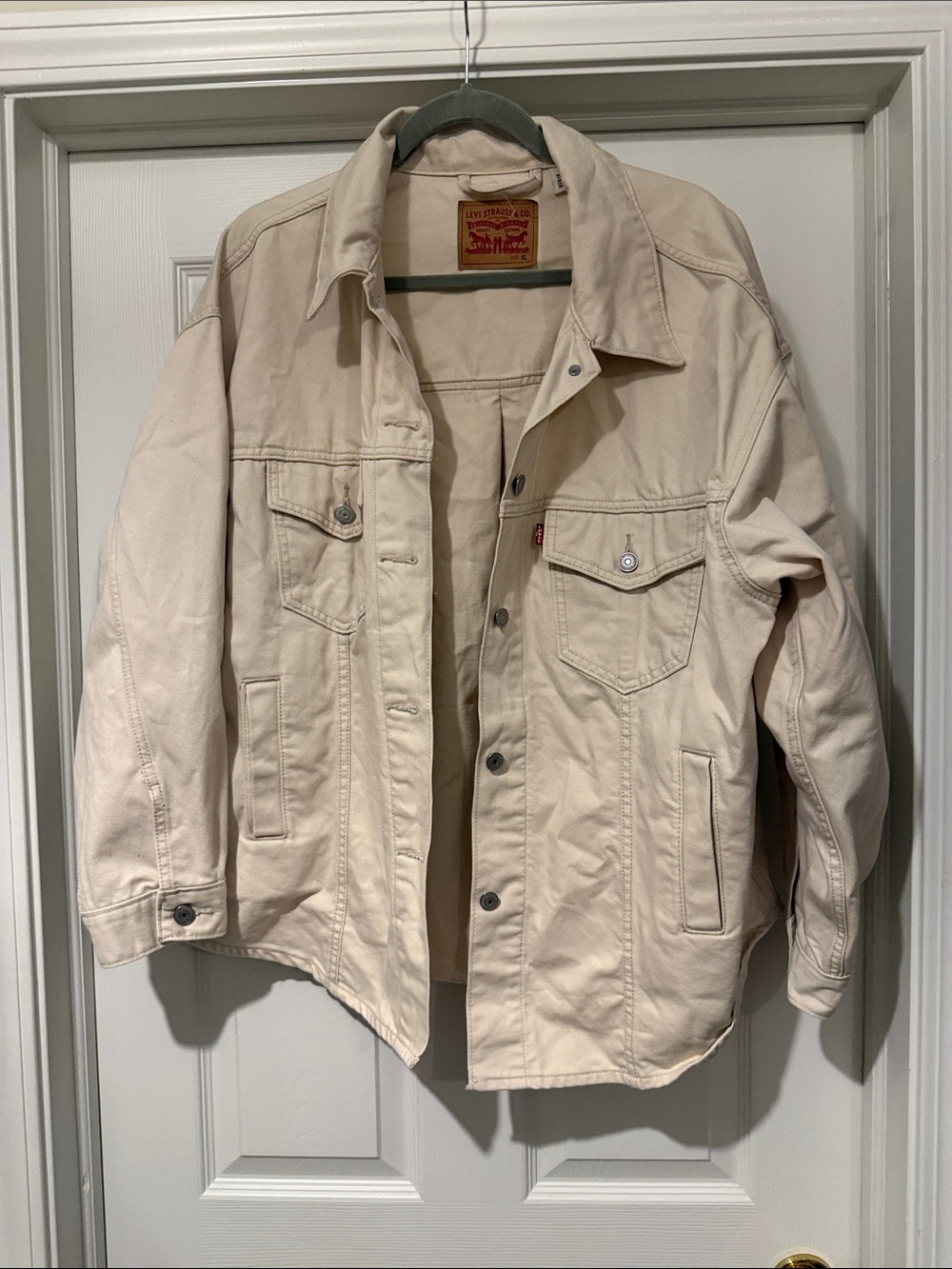 Levi's Women’s Size XL Cream Off-White Oversized Denim Jacket
